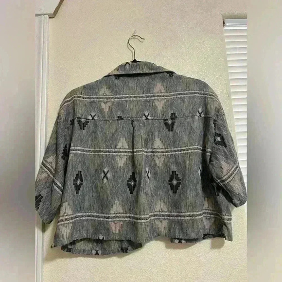 Cleo + Wolf - Picture 3 of 4